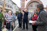 Lorsch: Beteiligung 2, Rundgang Bürger zeigen Missstände auf