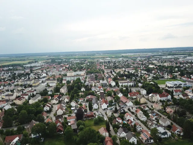 Haunstetten_Luftbild Richtung Westen (Foto: UmbauStadt)