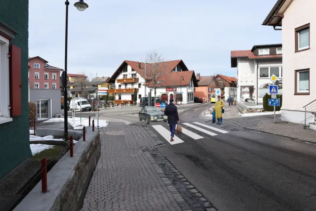 Scheidegg: Collage einer fußgängerfreundlicheren Gestaltung der Querungssituation im Bereich Alte Salzstraße