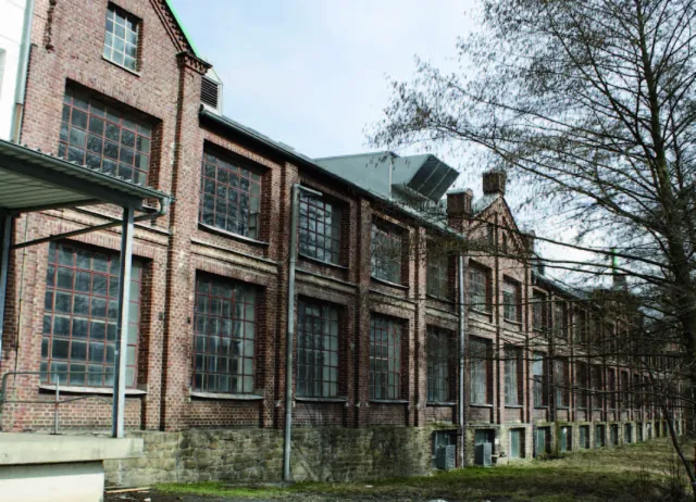 Historische Industriearchitektur prägt das Gelände