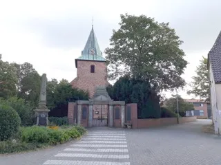 Wehye: Henry-Wetjen-Platz in Leeste